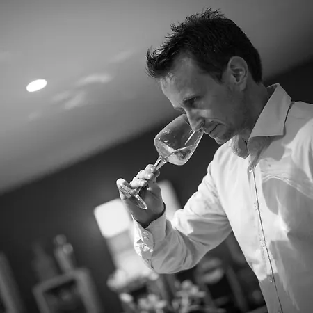 Sud Restaurant فندق باستيا