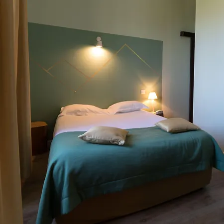 Sud Restaurant 2* باستيا