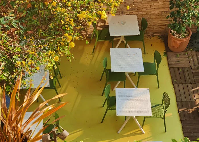 Отель Sud Restaurant 2*